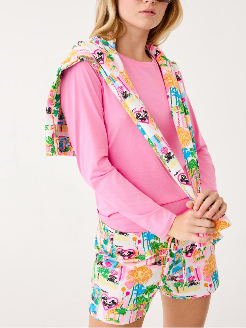 NWT Lilly Pulitzer loxley shorts multi Disney size XL